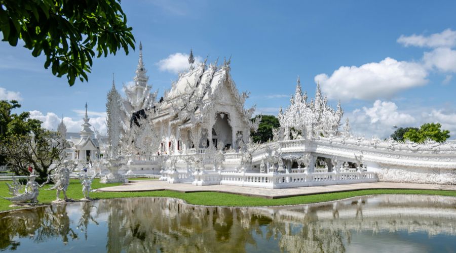 Esplorando la Bellezza di Wat Rong Khun - Il Tempio Bianco
