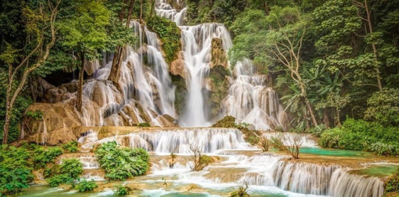Giorno 16: Vang Vieng - Vientiane (B)