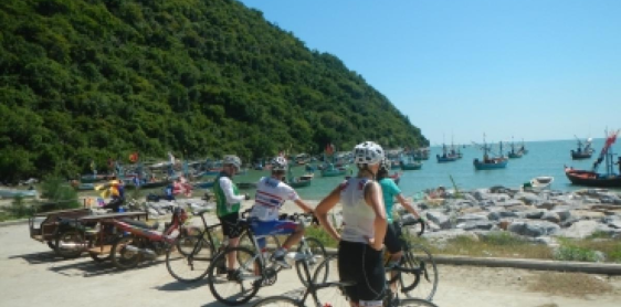 Giorno 4: Chiang Saen – Chiang Khong (B, L)