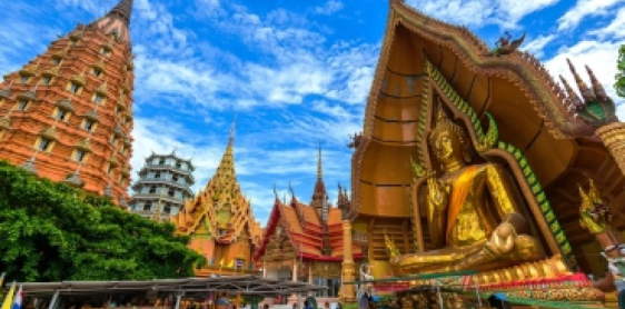 Giorno 10: Chiang Mai - Chiang Dao Elephant Riding & Rafting (B)