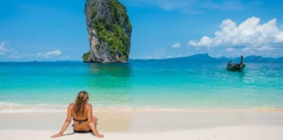 Giorno 11: Krabi - Volo per Bangkok - Partenza (B) Senza guida