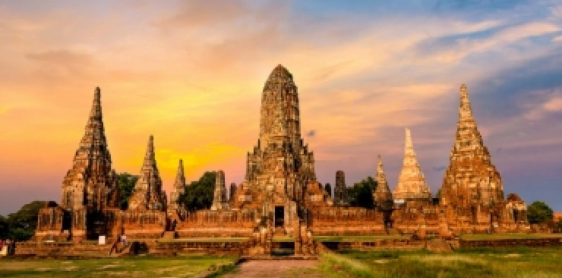 Giorno 3: Bangkok - Ayutthaya - Treno notturno per Chiang  Mai (B)