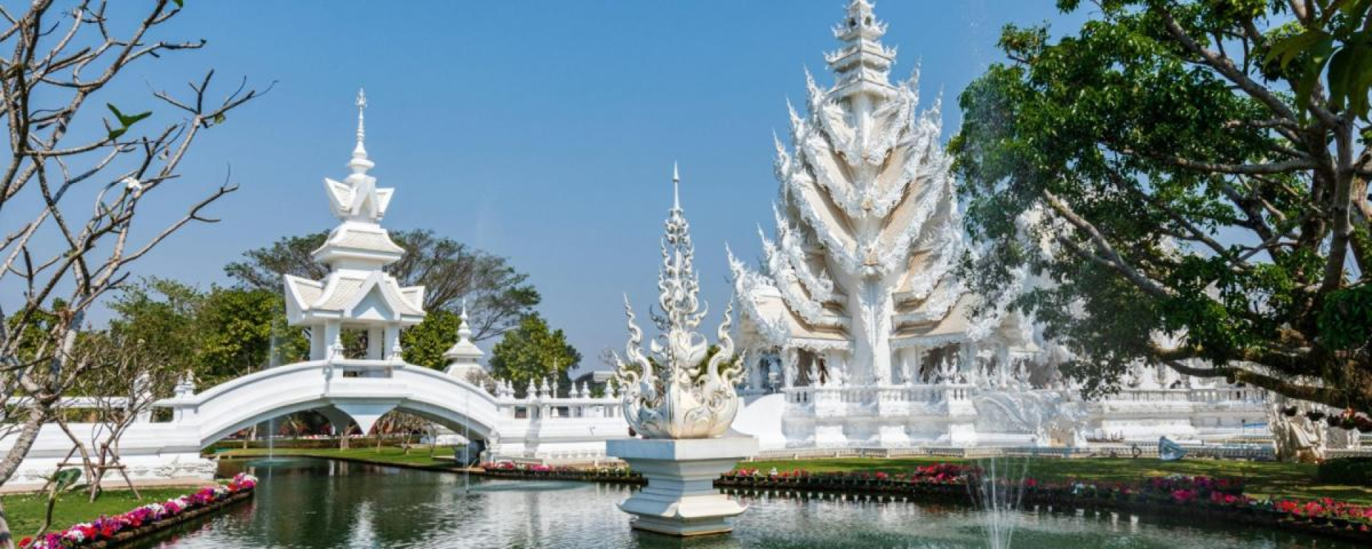 Tempio Bianco (Wat Rong Khun)